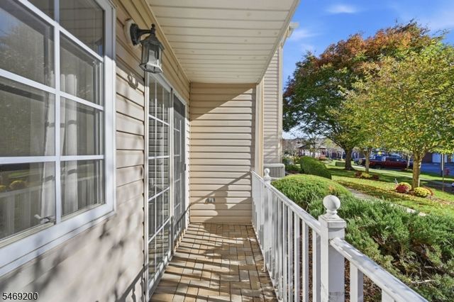 105 ROSELAND AVENUE 1501, Caldwell Boro Twp., NJ 07006