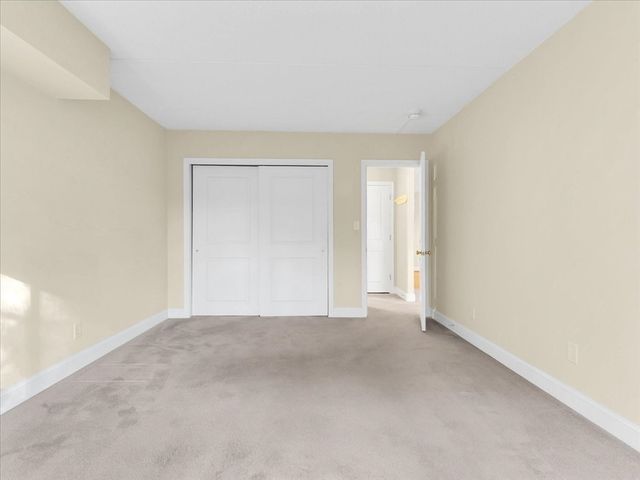 1500 Worcester Rd 221, Framingham, MA 01702