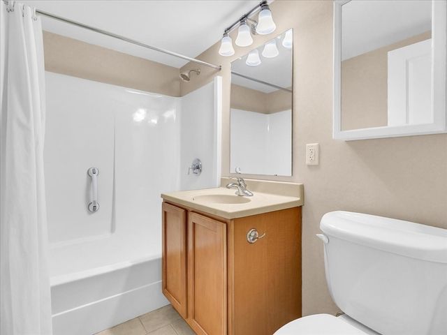 1500 Worcester Rd 221, Framingham, MA 01702