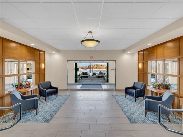 1500 Worcester Rd 221, Framingham, MA 01702