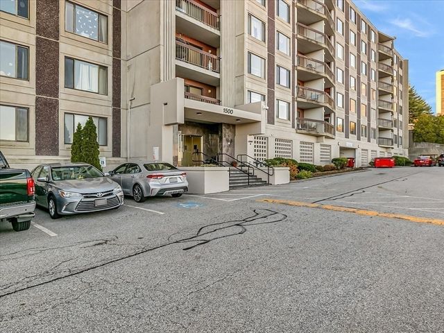 1500 Worcester Rd 221, Framingham, MA 01702