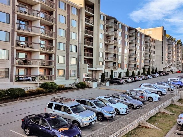 1500 Worcester Rd 221, Framingham, MA 01702