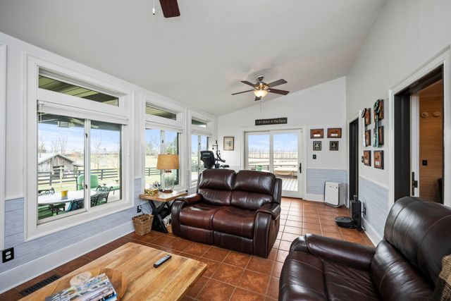 2183 Ironworks Road, Georgetown, KY 40324