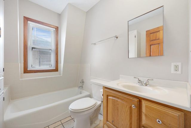 129 W 33rd Street, Minneapolis, MN 55408
