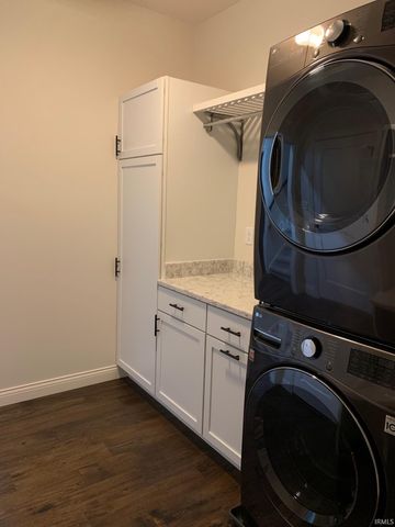 752 E Holland Drive, Bloomington, IN 47401