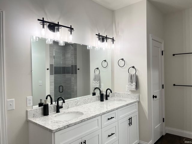 752 E Holland Drive, Bloomington, IN 47401