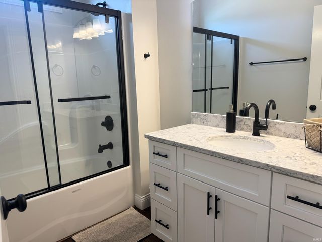 752 E Holland Drive, Bloomington, IN 47401