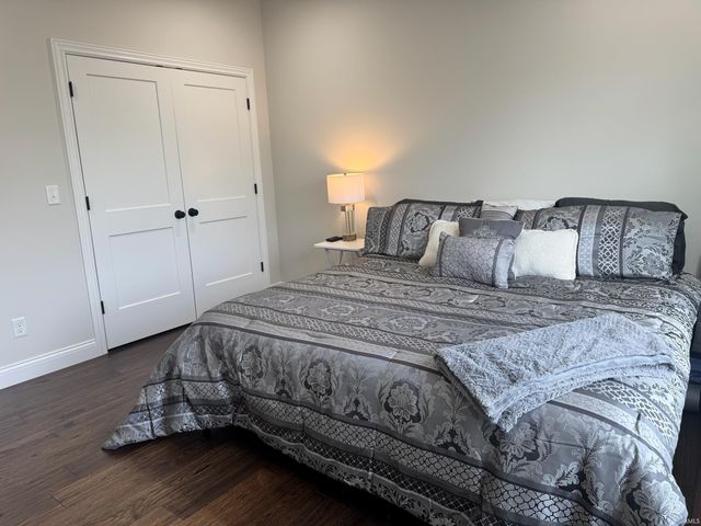 752 E Holland Drive, Bloomington, IN 47401