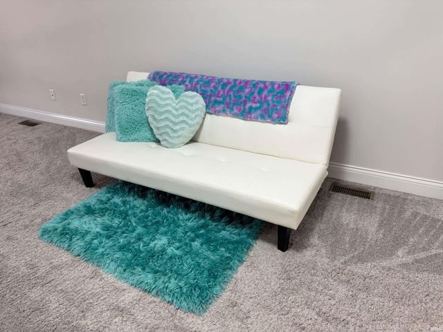 752 E Holland Drive, Bloomington, IN 47401