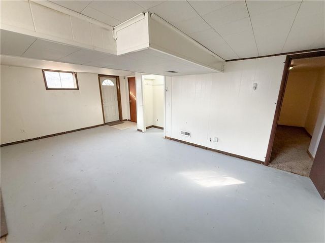 10708 Indiana Avenue, Kansas City, MO 64137