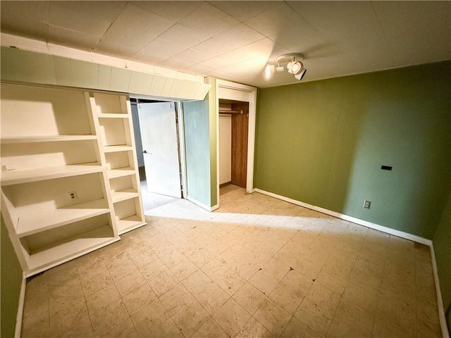 10708 Indiana Avenue, Kansas City, MO 64137