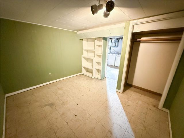 10708 Indiana Avenue, Kansas City, MO 64137