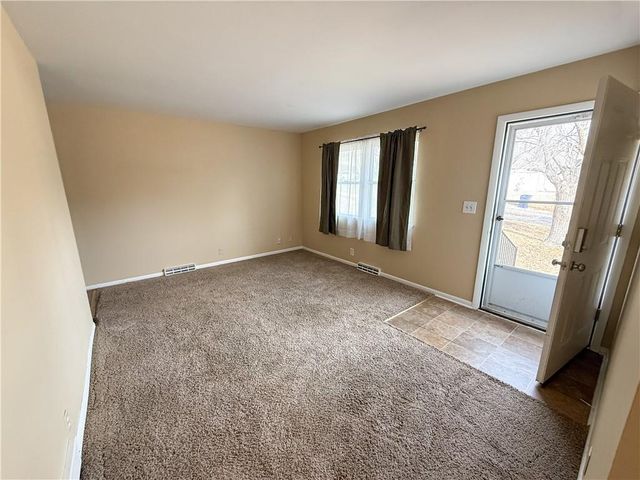 10708 Indiana Avenue, Kansas City, MO 64137