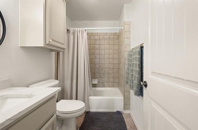 5714 W 8th Court, Stillwater, OK 74074