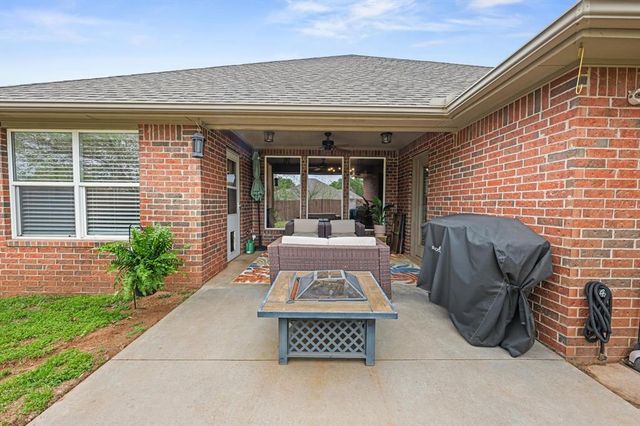 5714 W 8th Court, Stillwater, OK 74074