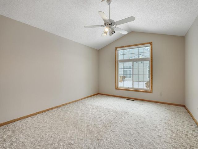 8746 Baxter Way, Inver Grove Heights, MN 55076