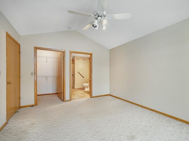 8746 Baxter Way, Inver Grove Heights, MN 55076