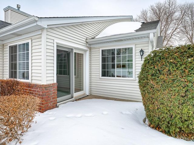 8746 Baxter Way, Inver Grove Heights, MN 55076
