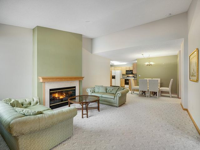 8746 Baxter Way, Inver Grove Heights, MN 55076