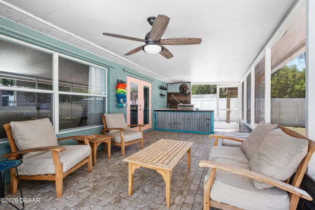 816 S Myrtle Avenue, New Smyrna Beach, FL 32168