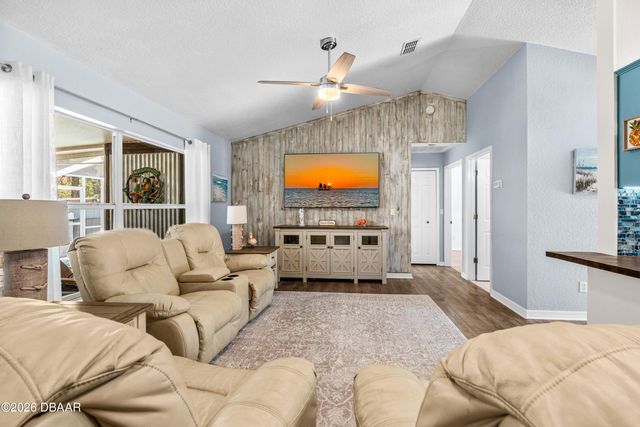 816 S Myrtle Avenue, New Smyrna Beach, FL 32168