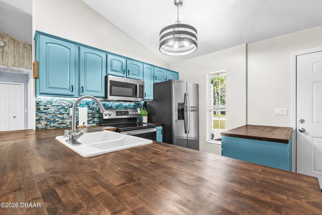 816 S Myrtle Avenue, New Smyrna Beach, FL 32168