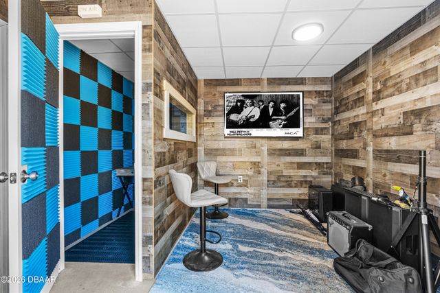 816 S Myrtle Avenue, New Smyrna Beach, FL 32168