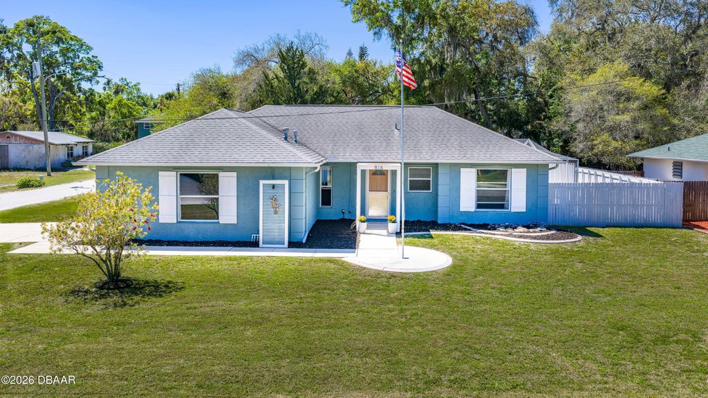 816 S Myrtle Avenue, New Smyrna Beach, FL 32168