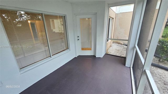 815 W Boynton Beach Blvd 14-102, Boynton Beach, FL 33426