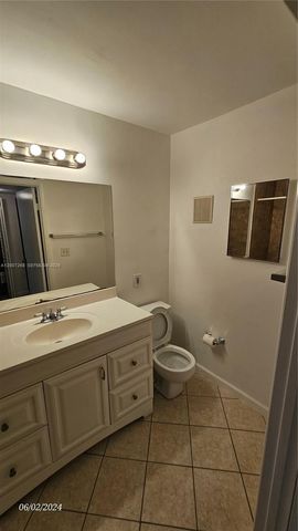 815 W Boynton Beach Blvd 14-102, Boynton Beach, FL 33426