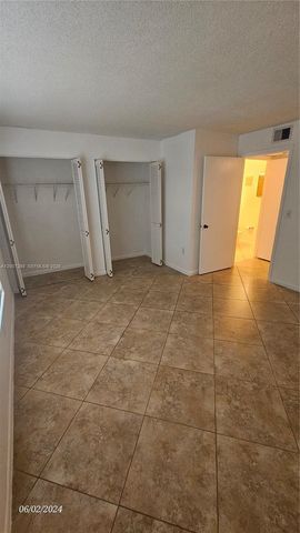 815 W Boynton Beach Blvd 14-102, Boynton Beach, FL 33426