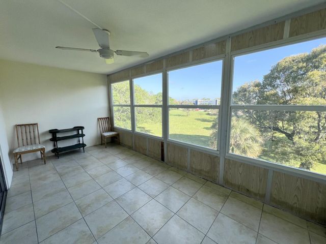 4023 Berkshire B 4023, Deerfield Beach, FL 33442