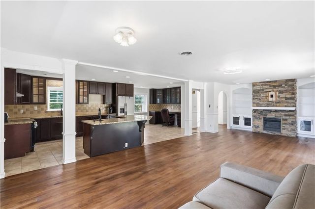3257 S Bay Drive, Jonesboro, GA 30236