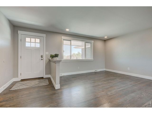 101 S Roosevelt Ave, Louisville, CO 80027