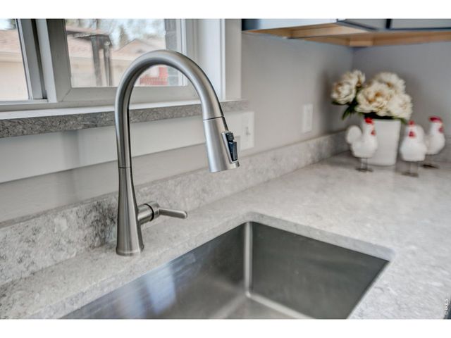 101 S Roosevelt Ave, Louisville, CO 80027