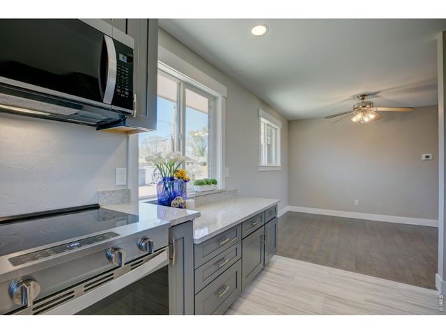 101 S Roosevelt Ave, Louisville, CO 80027