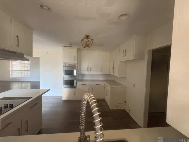 5722 Fennwood Dr, Zachary, LA 70791