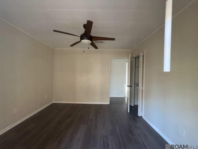 5722 Fennwood Dr, Zachary, LA 70791