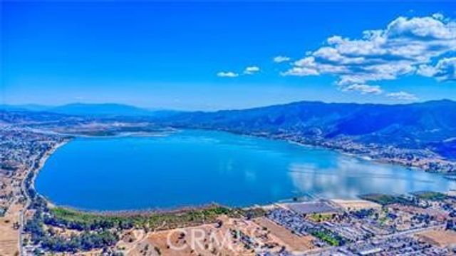 16636 Lakeshore, Lake Elsinore, CA 92530