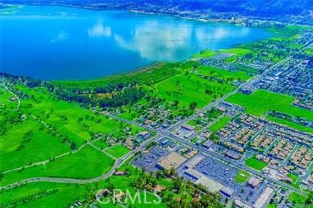 16636 Lakeshore, Lake Elsinore, CA 92530