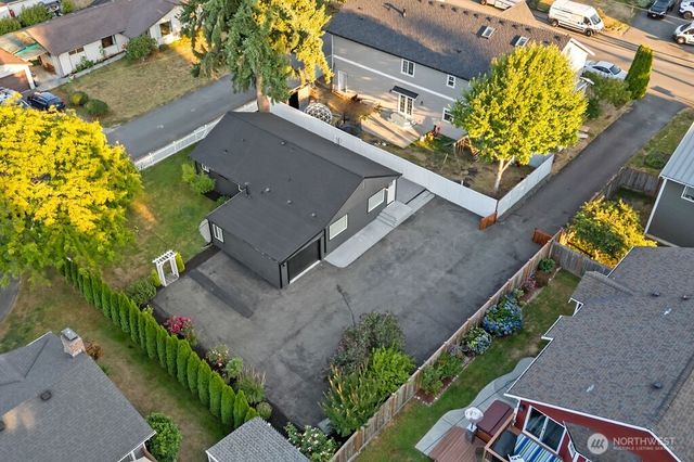 6226 NE 198th Street, Kenmore, WA 98028