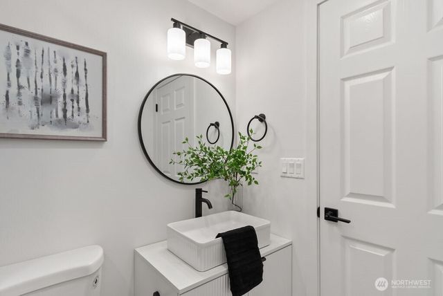 6226 NE 198th Street, Kenmore, WA 98028