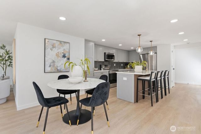 6226 NE 198th Street, Kenmore, WA 98028