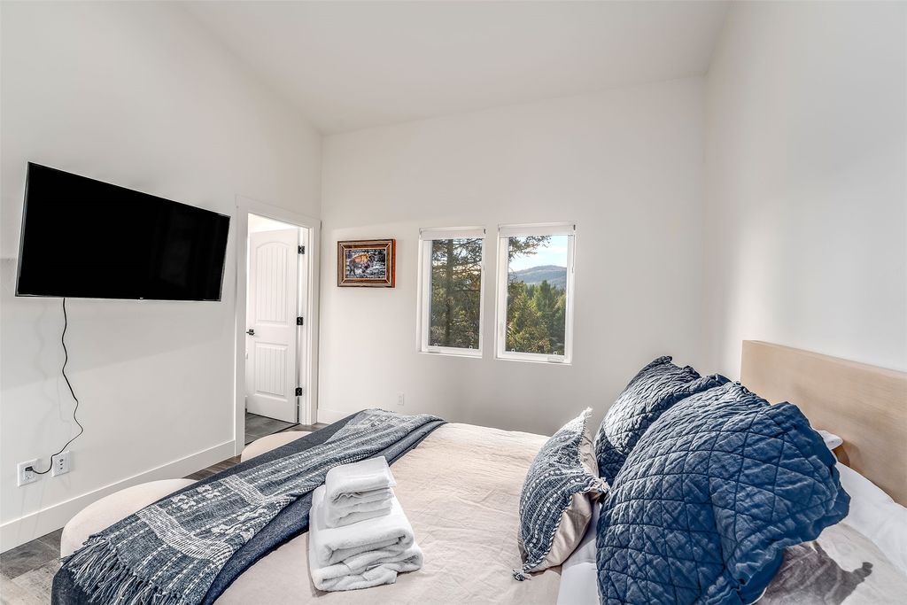 240 Opal Drive B18, Whitefish, MT 59937 photo 39