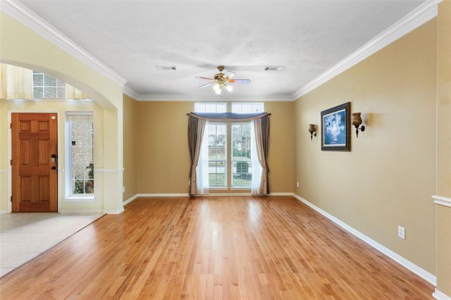 4907 Elmwood Court, Baytown, TX 77521