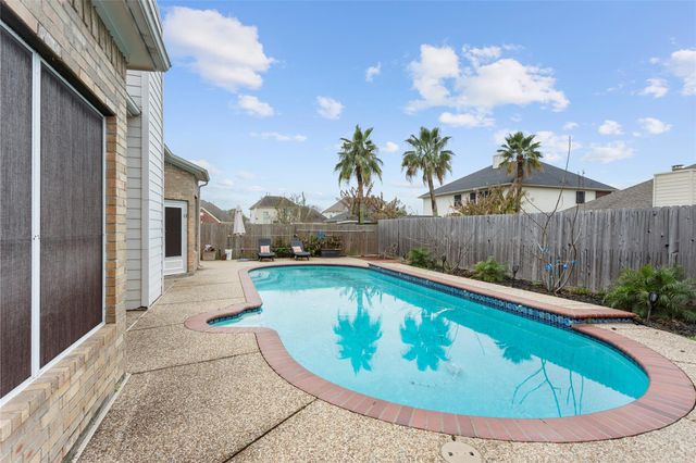 4907 Elmwood Court, Baytown, TX 77521