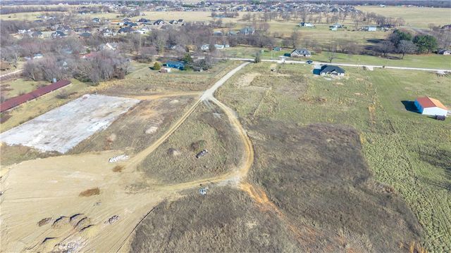 13575 White Oak Road, Fayetteville, AR 72704