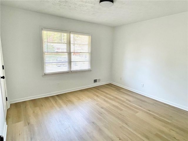 359 Mimosa Drive, Buford, GA 30518