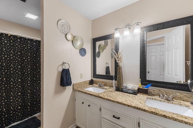 107 Chesterfield Rd., Hattiesburg, MS 39402