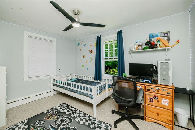 1472 Wampanoag Trl, East Providence, RI 02915